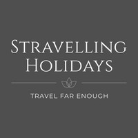 Stravelling Holidays Logo